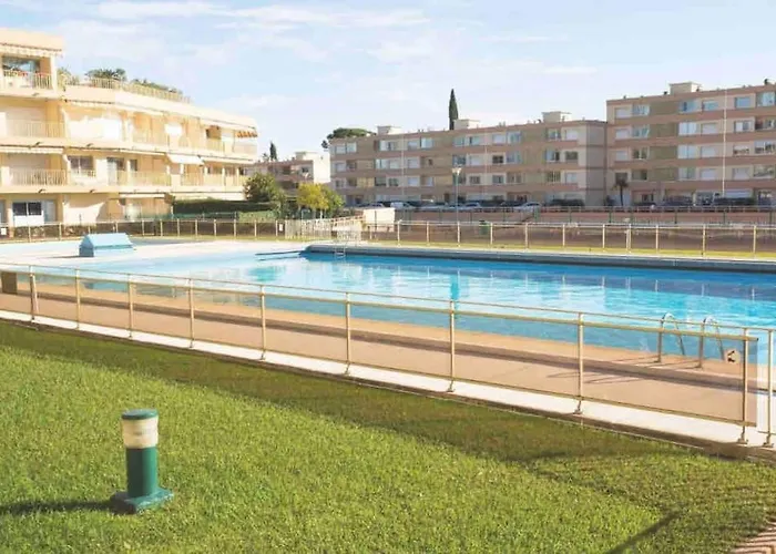 Marco Polo - Studio Neuf Avec Parking & Piscines